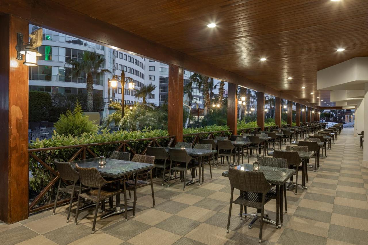 Wyndham Garden Lara Hotel Antália Exterior foto