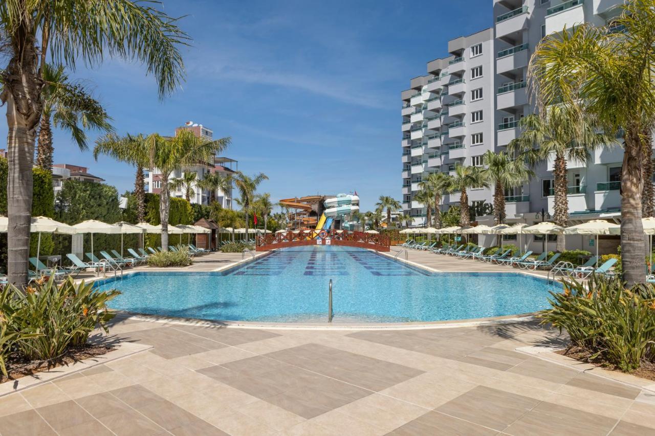 Wyndham Garden Lara Hotel Antália Exterior foto