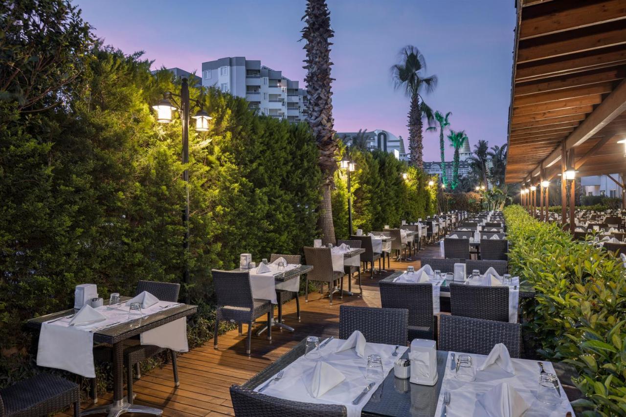 Wyndham Garden Lara Hotel Antália Exterior foto