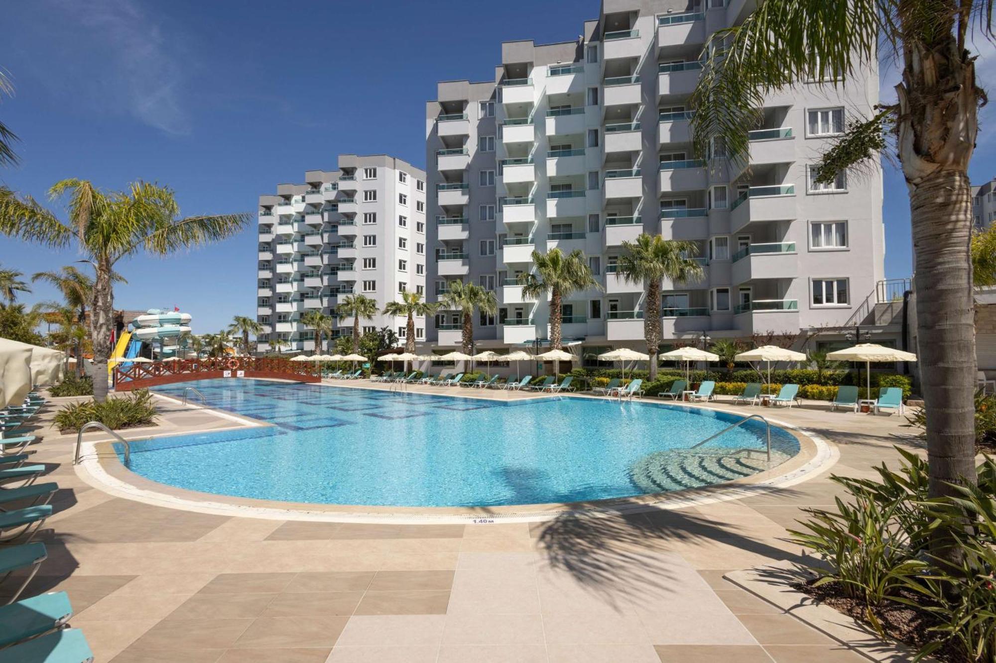 Wyndham Garden Lara Hotel Antália Exterior foto